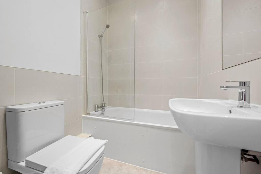 Charming 2 Bed Apartment Free Wifi Close To Camden London Exterior photo